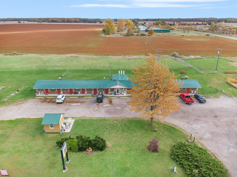 Marlette Inn (Antonious Motel) - Real Estate Photo (newer photo)